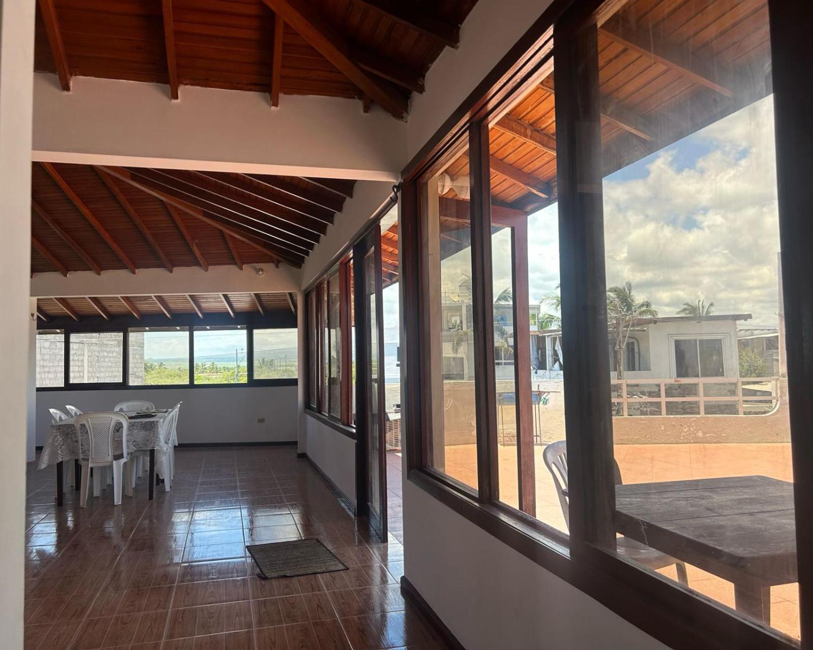Hotel Isla Del Descanso Пуэрто-Вильямиль Экстерьер фото